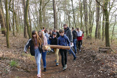 Ökumenischer Jugendkreuzweg in Naumburg (Foto: Karl-Franz Thiede)